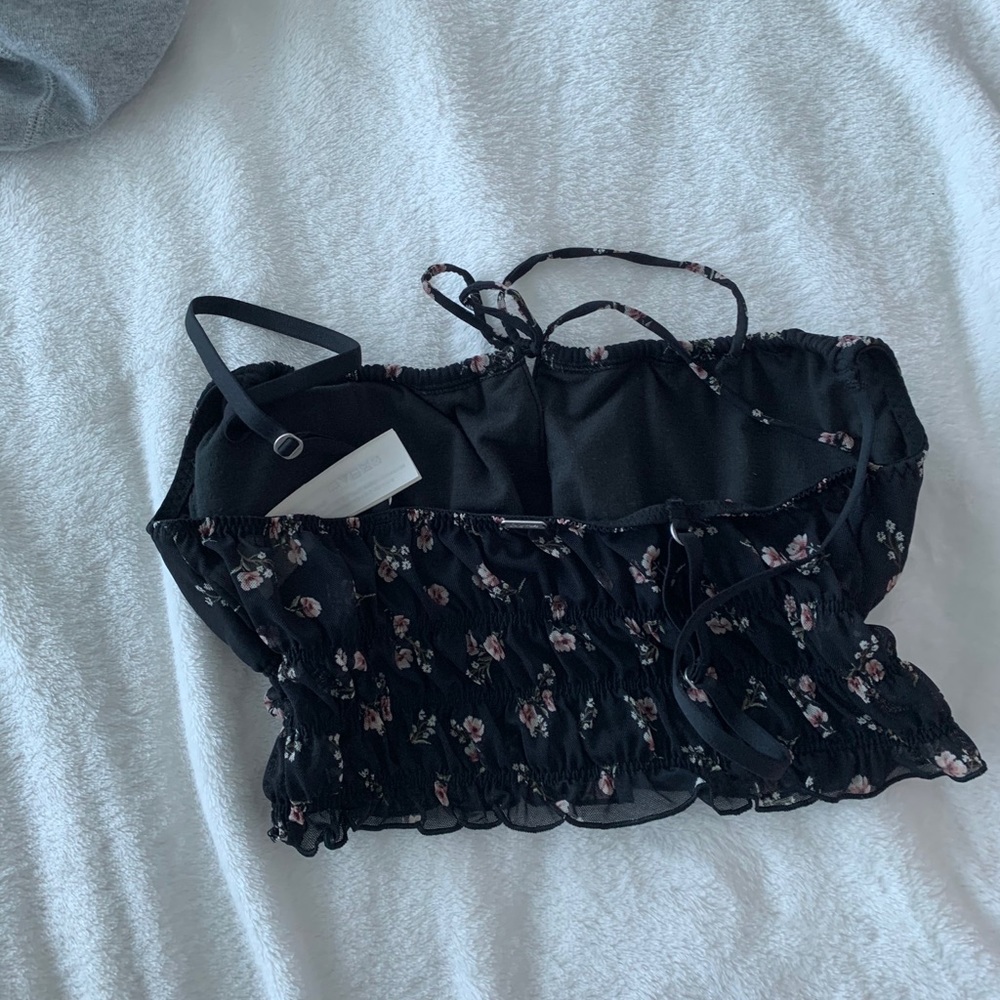 Crop top - Picture 3 of 3